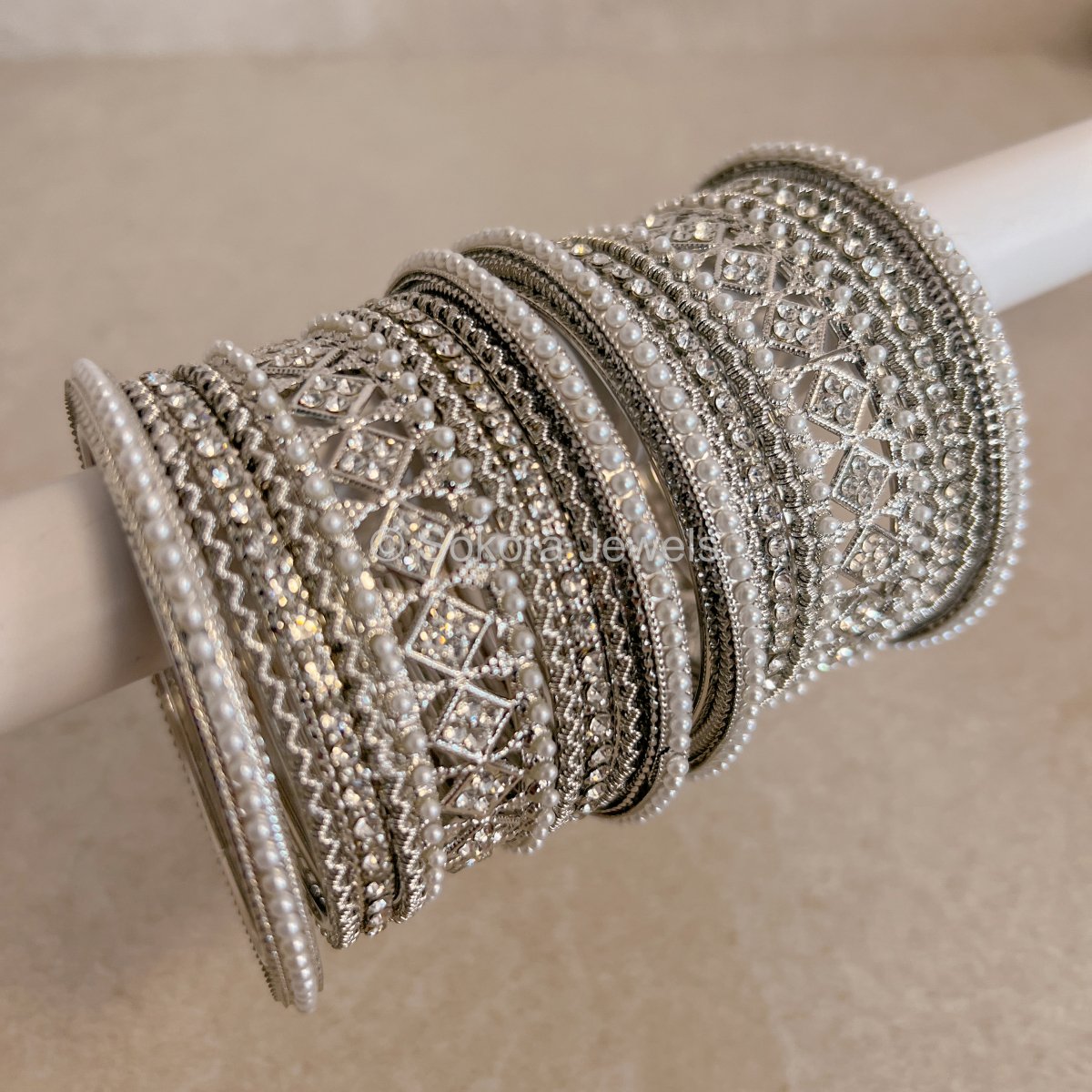 Bangles and Bracelets - Buy Bangles and Bracelets Online | Gift Delivery in  India, USA, UK